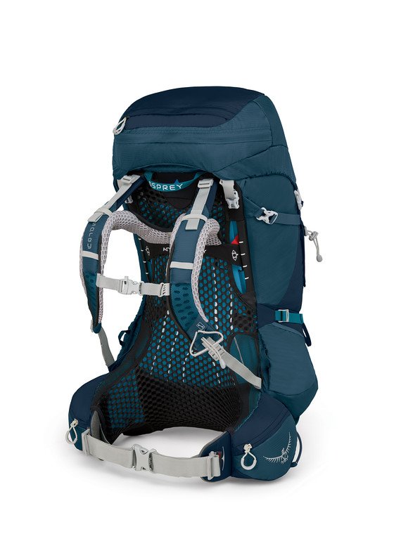 Osprey Aura AG 50 Challenger Blue First Stop Board Barn Killington VT